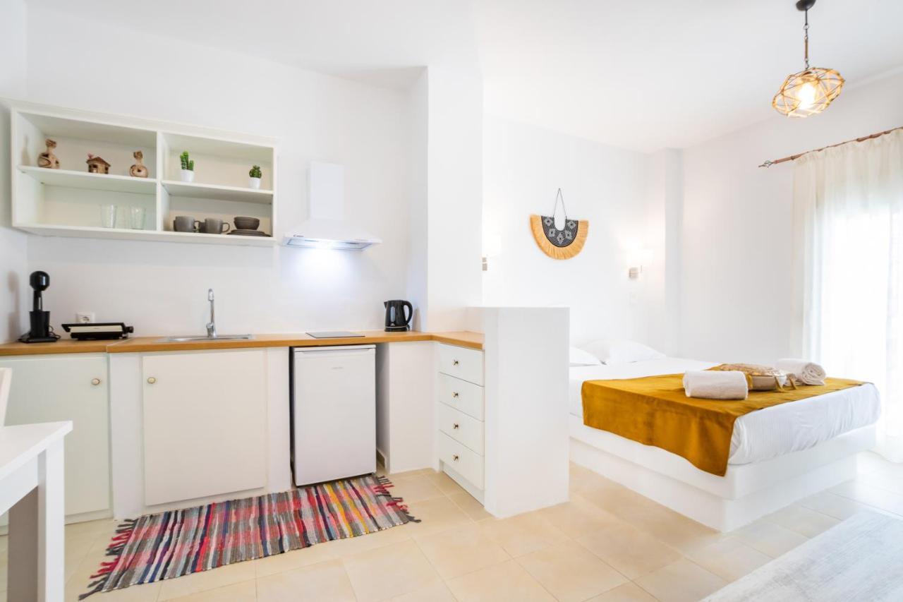 Anemos Guest Apts Kárpathos Eksteriør billede